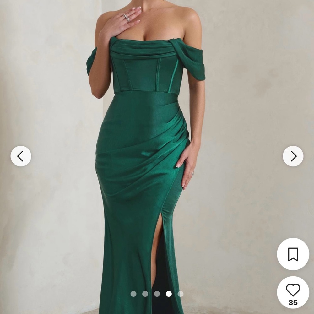 Elegant Green Off-Shoulder Dress